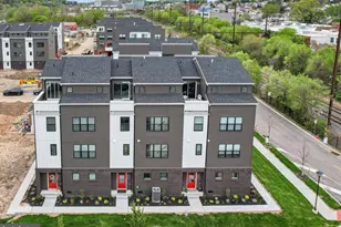 957 Riverplace Dr, Conshohocken, PA 19428 - Photo 2