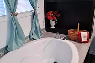 906 Lakeview Dr, Green Lane, PA 18054 - Photo 20