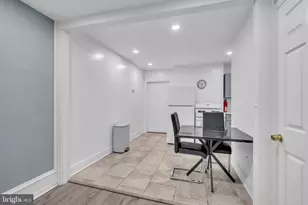 905 W Marshall St, Norristown, PA 19401 - Photo 46