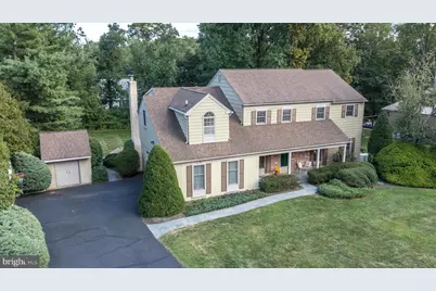 1423 Southwind Way, Dresher, PA 19025 - Photo 2