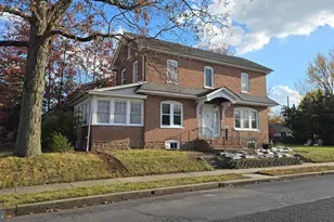 200 E 5th St, Lansdale, PA 19446 - Photo 2