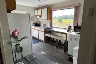 3193 N Charlotte St, Gilbertsville, PA 19525 - Photo 4