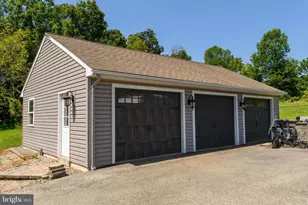 2100 Fox Hollow Ln, East Greenville, PA 18041 - Photo 86