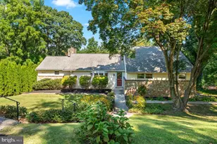 1140 Greentree Ln, Penn Valley, PA 19072 - Photo 2