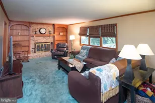 1107 Jarvis Ln, Lansdale, PA 19446 - Photo 6