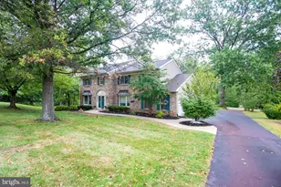 1107 Jarvis Ln, Lansdale, PA 19446 - Photo 2