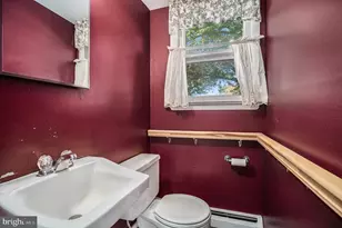 142 Orchard Ln, Hatfield, PA 19440 - Photo 12