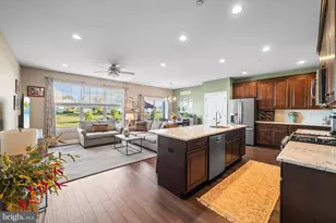 317 Ridgewood Dr, Royersford, PA 19468 - Photo 6