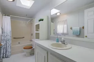 10 Bentwood Ct W, Harleysville, PA 19438 - Photo 22