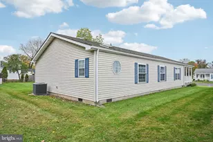 1099 J F K Dr, North Wales, PA 19454 - Photo 44