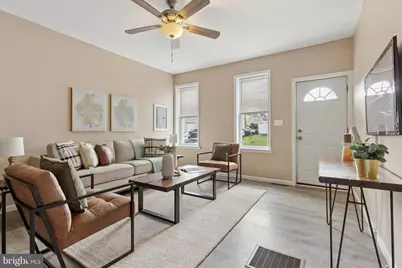 29 W 2nd Street, Bridgeport, PA 19405 - Photo 4