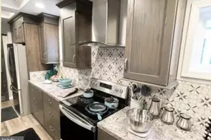 482 Manatawny St, Pottstown, PA 19464 - Photo 8