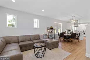 528 Lower E Valley Forge Rd, King of Prussia, PA 19406 - Photo 4