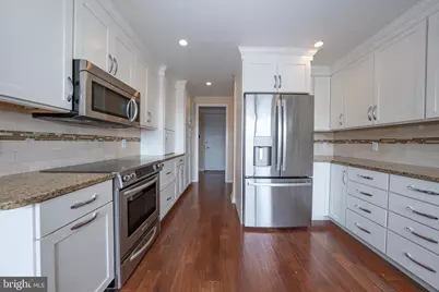 1001 City Avenue #EC1106, Wynnewood, PA 19096 - Photo 10