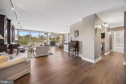 1001 City Avenue #W-404, Wynnewood, PA 19096 - Photo 2