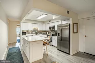 11004 Valley Forge Cir, King of Prussia, PA 19406 - Photo 10