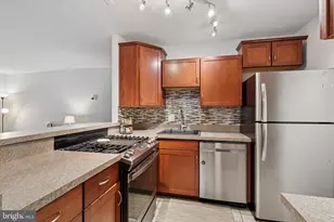 1106 Meadowview Ln, Mont Clare, PA 19453 - Photo 12