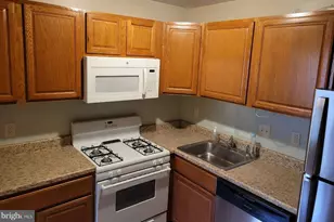 1605 Meadowview Ln, Mont Clare, PA 19453 - Photo 4