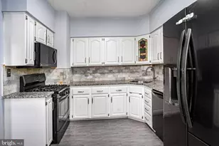 216 S 6th St, North Wales, PA 19454 - Photo 10