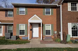 8 Zummo Way, Norristown, PA 19401 - Photo 2