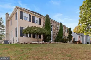 232 11th Ave, Collegeville, PA 19426 - Photo 2