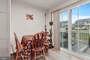 154 Van Fleet Cir, Pottstown, PA 19464 - Photo 6