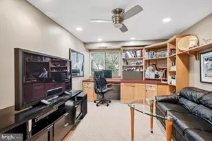 1655 Oakwood 206 Oakwood Dr, Penn Valley, PA 19072 - Photo 14