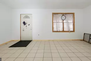 2943 E Walnut St, Colmar, PA 18915 - Photo 4