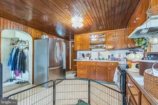 1466 Schwenksville Rd, Schwenksville, PA 19473 - Photo 4