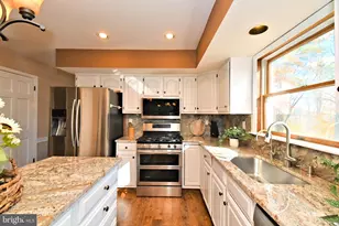 906 N Trooper Rd, Eagleville, PA 19403 - Photo 6