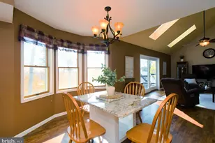 906 N Trooper Rd, Eagleville, PA 19403 - Photo 10