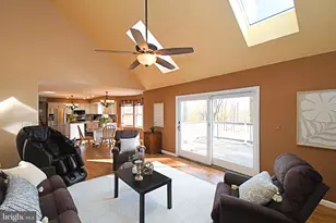 906 N Trooper Rd, Eagleville, PA 19403 - Photo 16