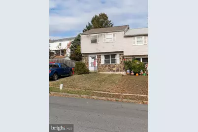 703 Holly Drive, Pottstown, PA 19464 - Photo 4