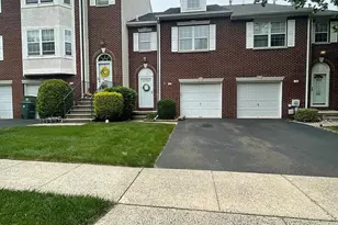 103 Dylan Dr, Lansdale, PA 19446 - Photo 2