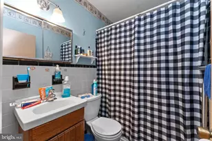 401 W Logan St, Norristown, PA 19401 - Photo 22