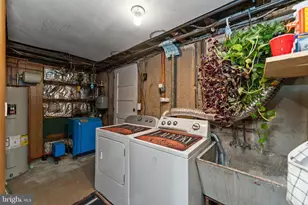 401 W Logan St, Norristown, PA 19401 - Photo 28