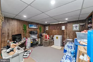 401 W Logan St, Norristown, PA 19401 - Photo 26