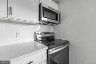 105 Washington Dr, Norristown, PA 19403 - Photo 6