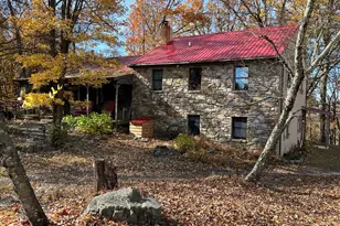 1440 Farmington Ave, Pottstown, PA 19464 - Photo 2