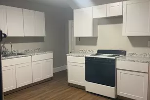 879 Cherry St, Norristown, PA 19401 - Photo 4