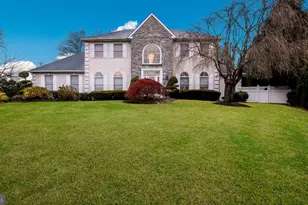 15 Lori Ln, Huntingdon Valley, PA 19006 - Photo 1