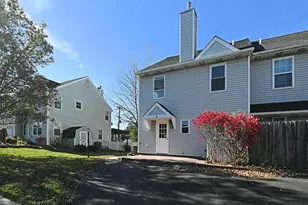 758 Brian Way, Lansdale, PA 19446 - Photo 2