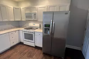 898 Queen St, Pottstown, PA 19464 - Photo 6