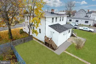 302 W 8th St, Lansdale, PA 19446 - Photo 4