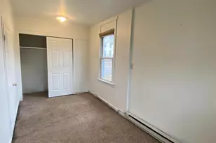 64 S Evans St, Pottstown, PA 19464 - Photo 2