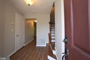 900 Susan Cir, North Wales, PA 19454 - Photo 4