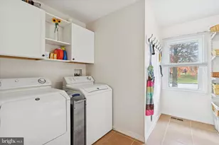 212 Hampton Cir, Gilbertsville, PA 19525 - Photo 16