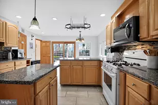 2447 Hillside Dr, Eagleville, PA 19403 - Photo 14