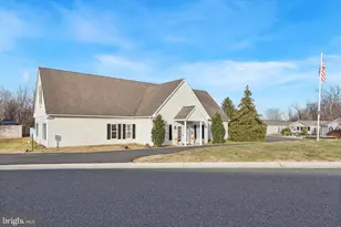 1077 Scenic View Dr, Schwenksville, PA 19473 - Photo 20