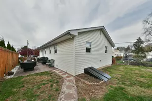 127 Ellis Rd, Willow Grove, PA 19090 - Photo 32